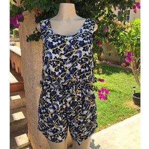 Mark (Avon) Sleeveless Printed Romper LARGE